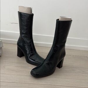 Elegant Black Women's Boots
